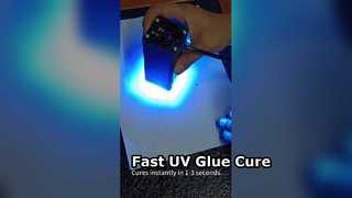 この懐中電灯の UV 接着剤の硬化効果は何ですか?